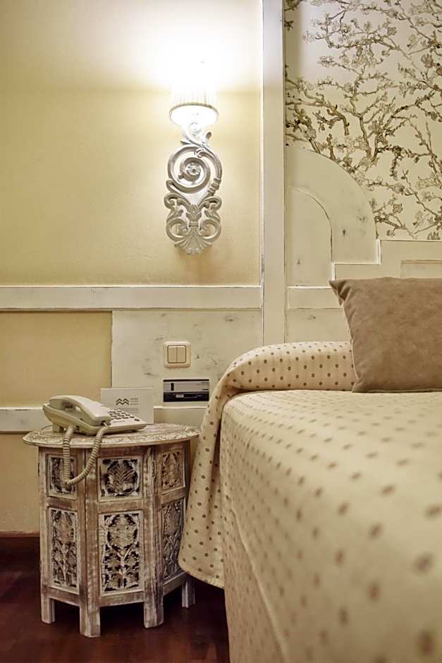 Hotel Rice Maria Luisa