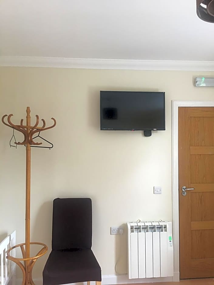 1 Lochness Rooms&Hostel