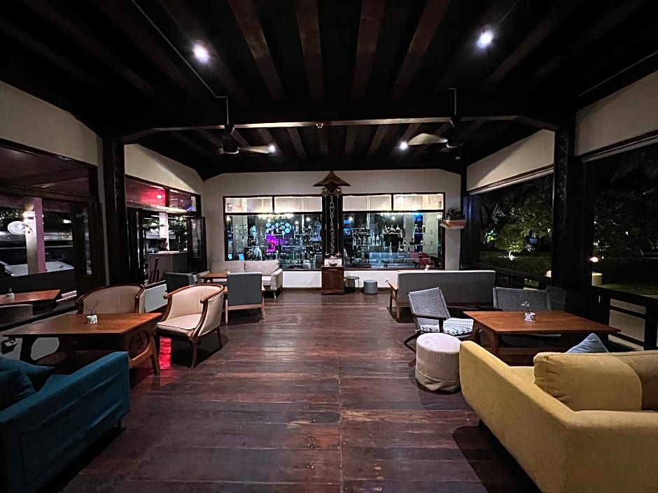 Grand Istana Rama Hotel