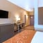 Comfort Suites Near Sam Houston Race Park