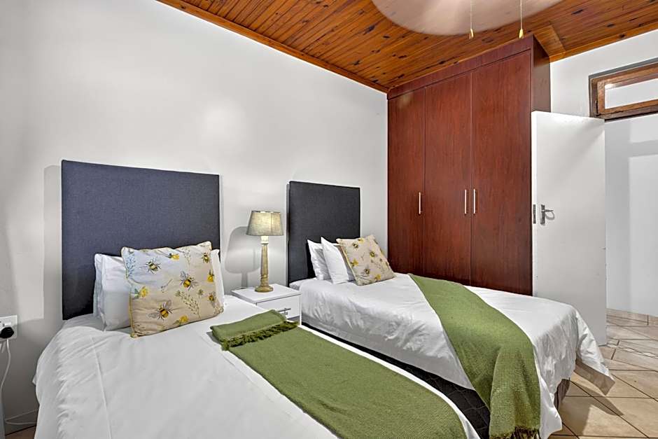 Fisherman's 6-Bedroom Family Home