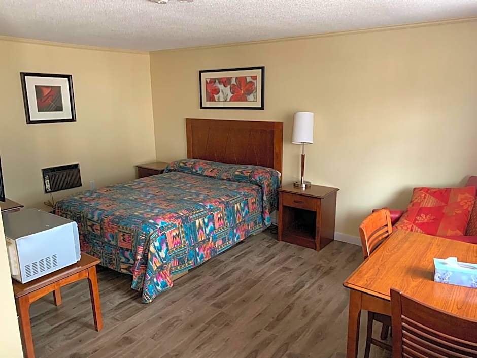 Stonehouse Motel and Restaurant