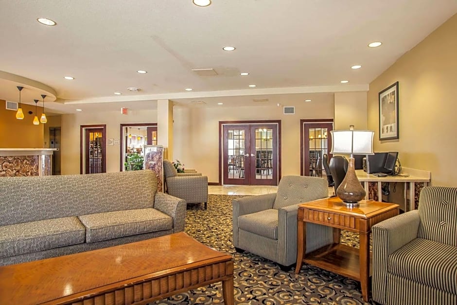 Comfort Suites Bloomington I-55 and I-74