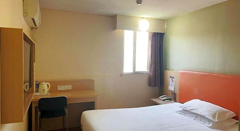 7Days Inn Xuzhou Normal University Yunlong Mountain