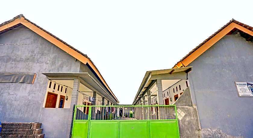 Hotel O Surya Indah Homestay Syariah