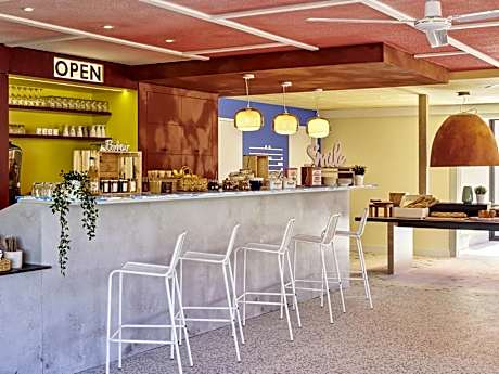 Greet Hotel Versailles - Voisins Le Bretonneux