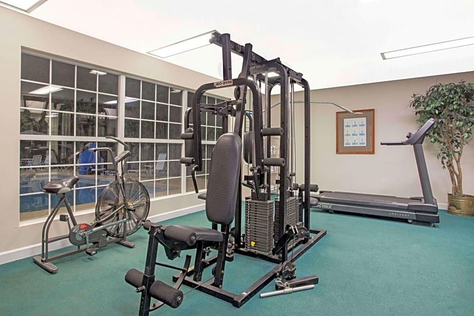 Baymont by Wyndham Brunswick GA