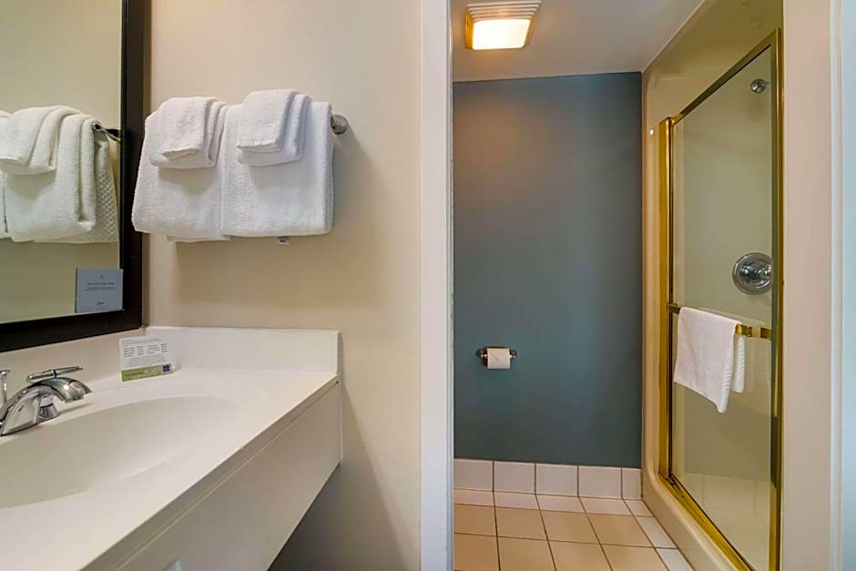 Garner Londonderry Manchester