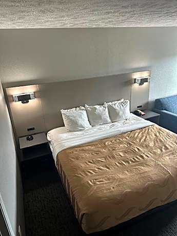 King Room - Non Smoking