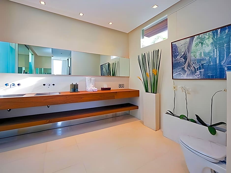 Chandra Bali Villas