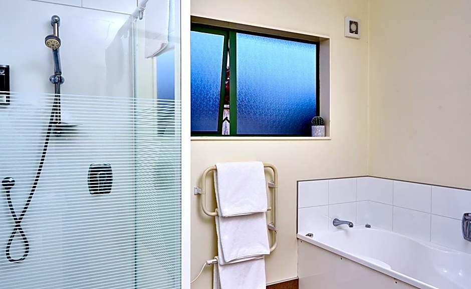 Barringtons Motor Lodge