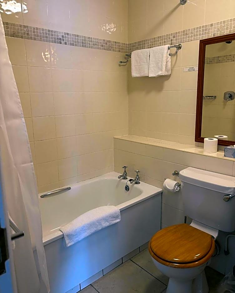 Fairhill House Hotel