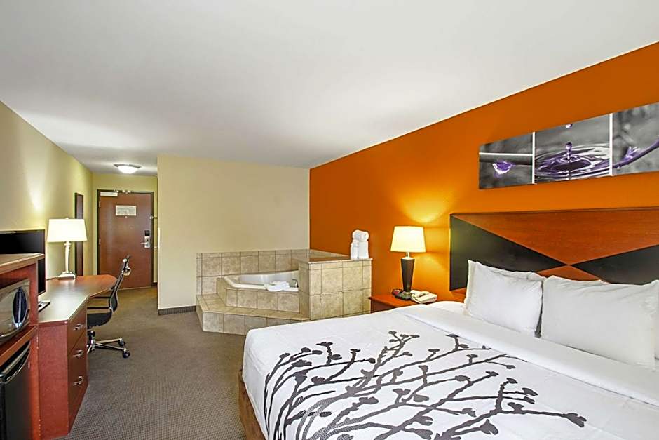 Sleep Inn & Suites Madison - Monona