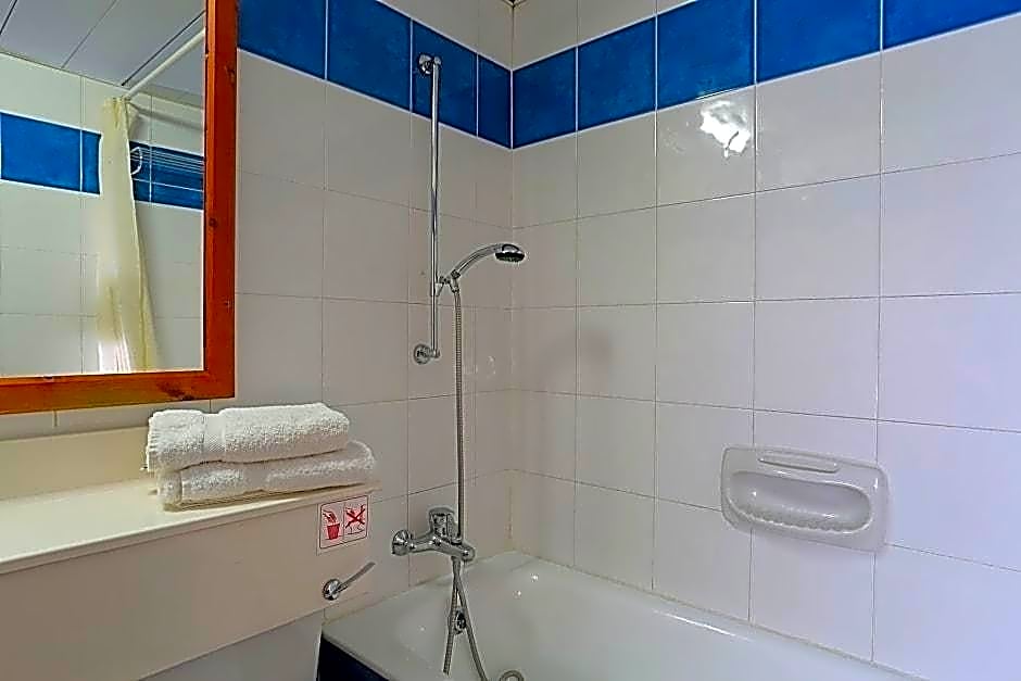 Eleni Holiday Village