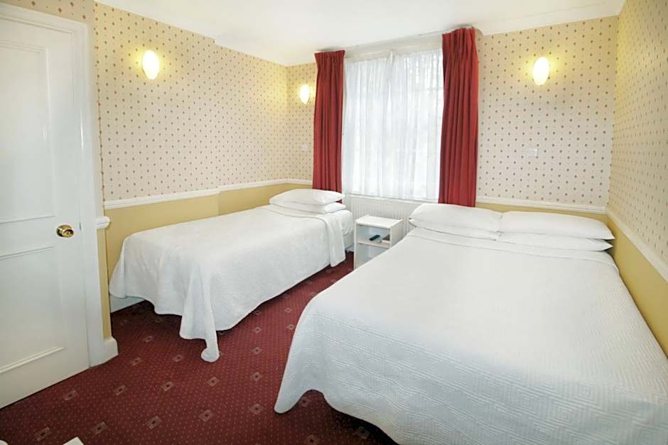 Balmoral House Hotel