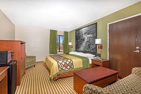 King Room - Mobility Access - Non-Smoking