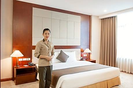 Executive Suite