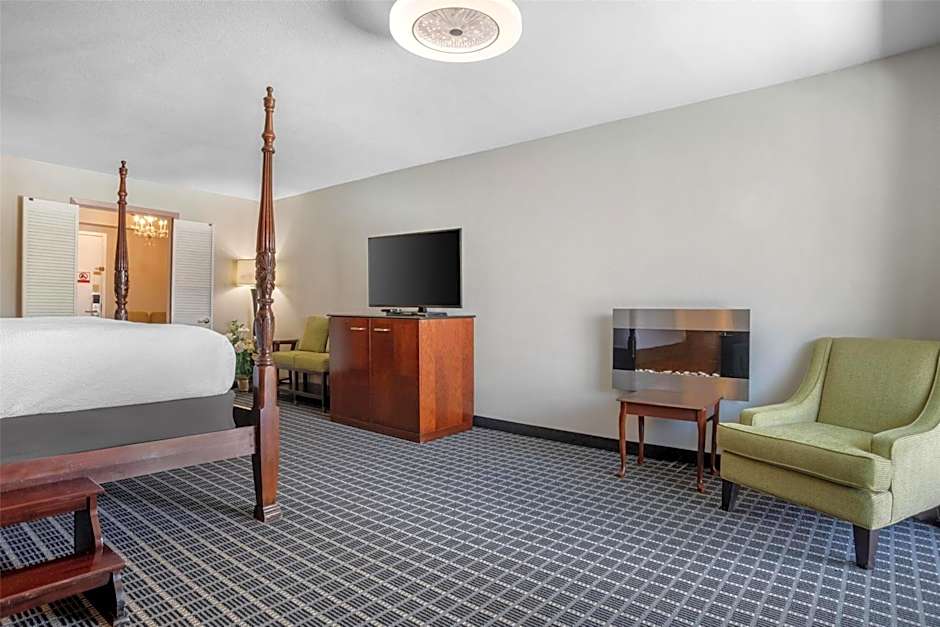 SureStay Plus Hotel by Best Western Greenwood