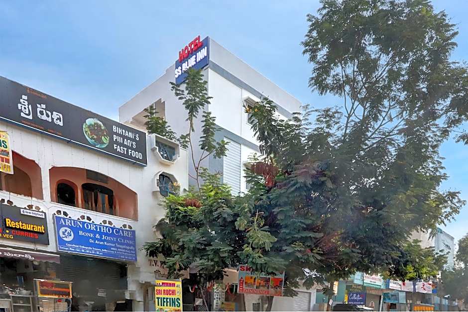 Collection O SS BLUE INN