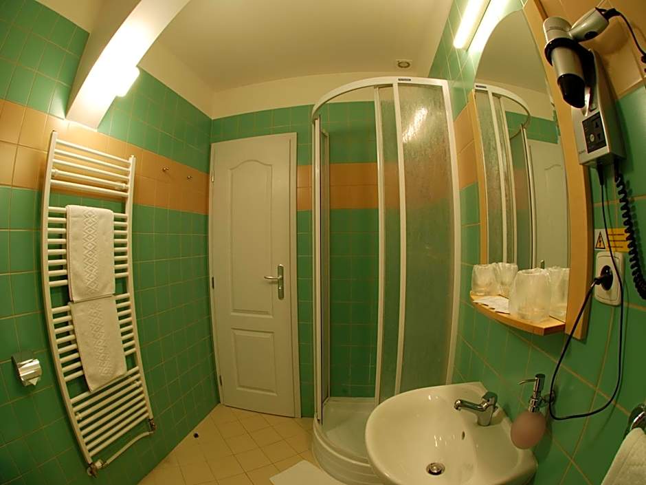 Ea Hotel Tosca
