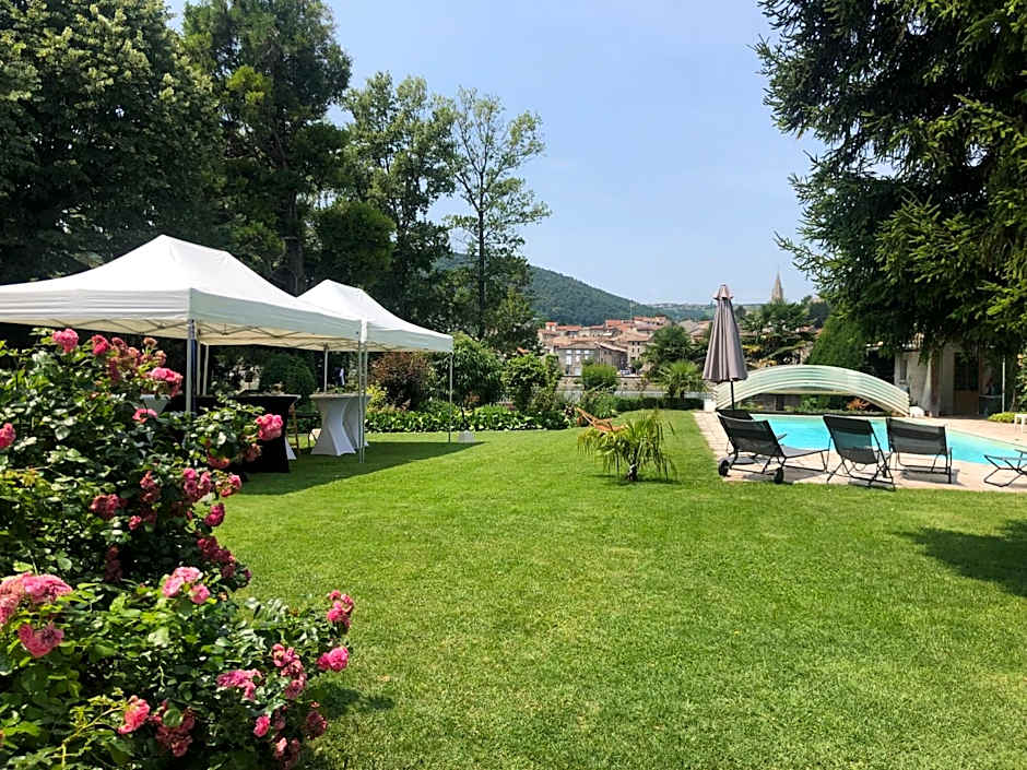 Villa Rhôna