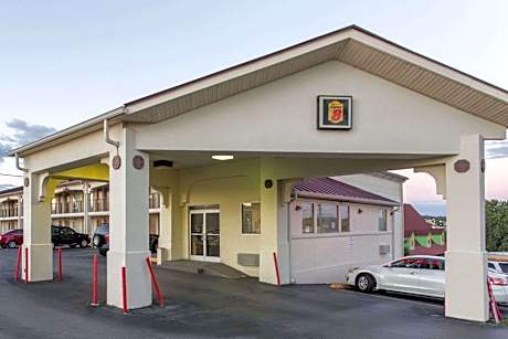 Super 8 by Wyndham Antioch/Nashville South East