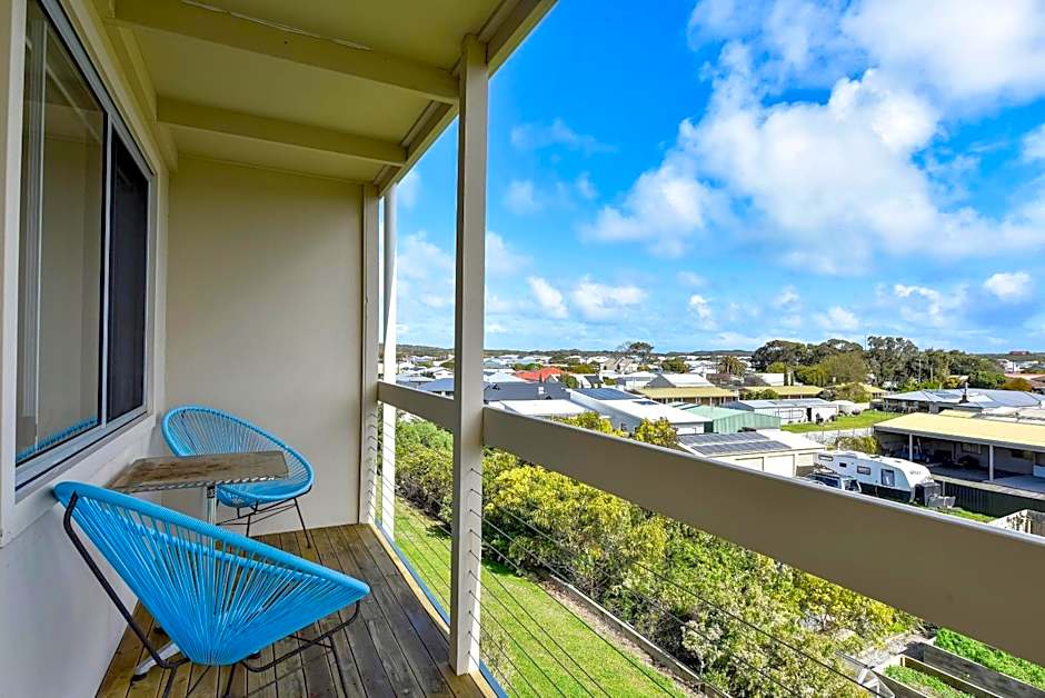 Lakeview Motel & Apartments