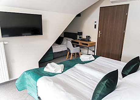 Triple Room with Private Bathroom