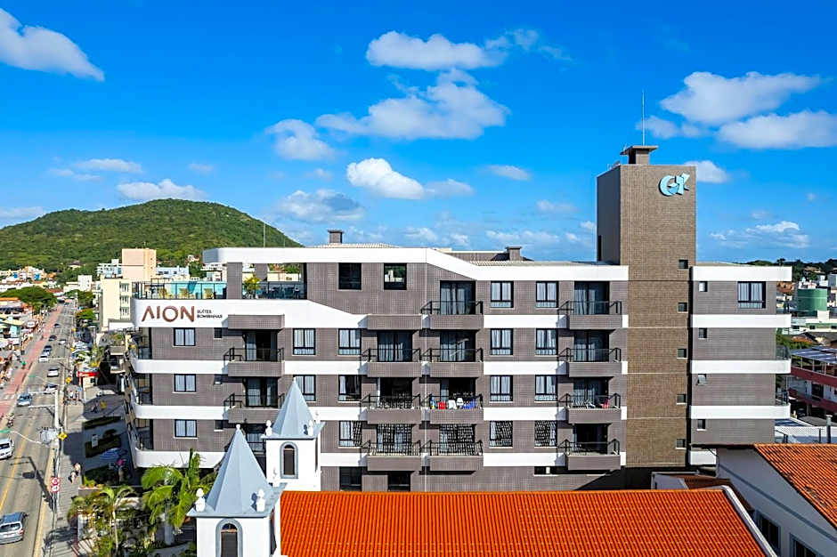 AION suítes 102 - Compacto e luxuoso Loft - Rooftop com piscina e academia - À poucos passos da praia