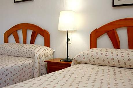 Two-Bedroom Apartment with Lake View