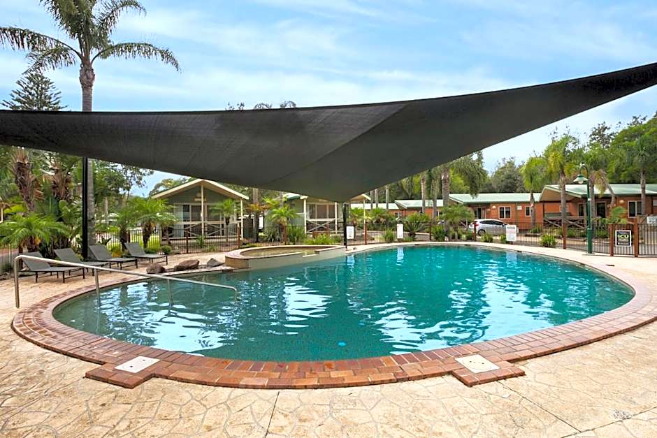 Seven Mile Beach Holiday Park