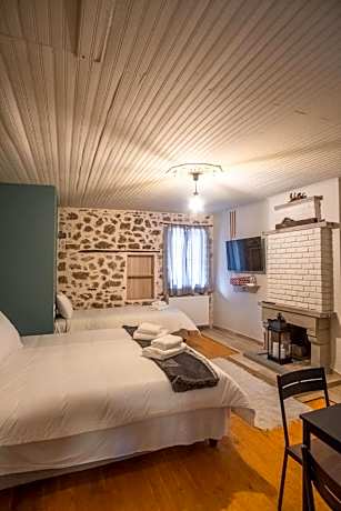 το σπίτι του δάσκαλου- teacher's house