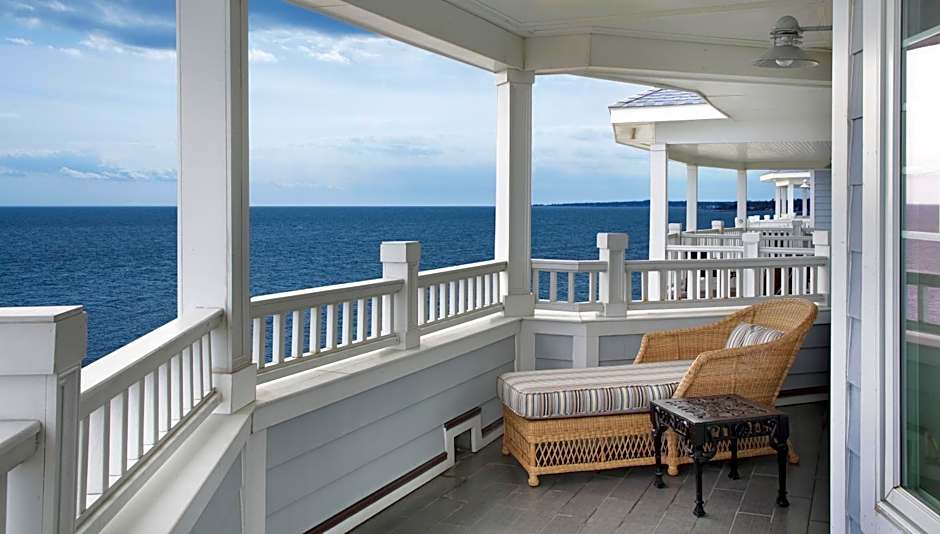 Madison Beach Hotel Curio Collection by Hilton
