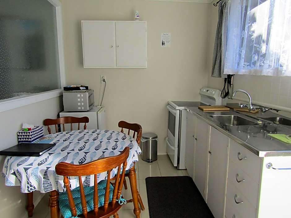 Beachside Sunnyvale Motel