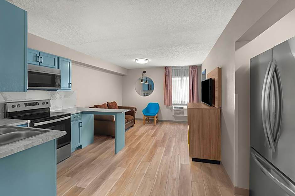 Days Inn by Wyndham Mandan Bismarck Area