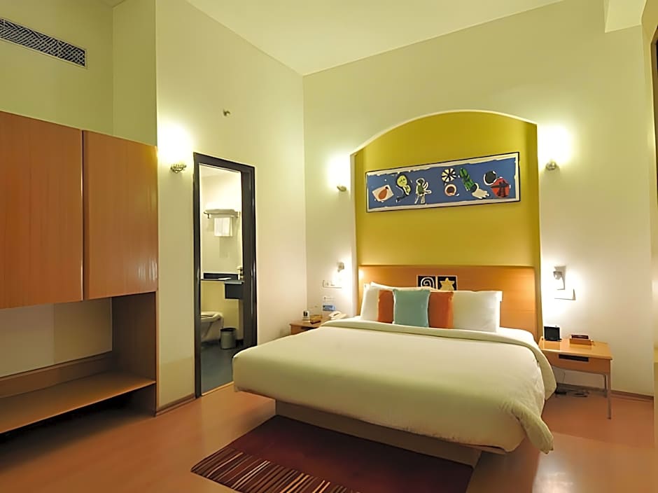 Lemon Tree Hotel East Delhi Mall