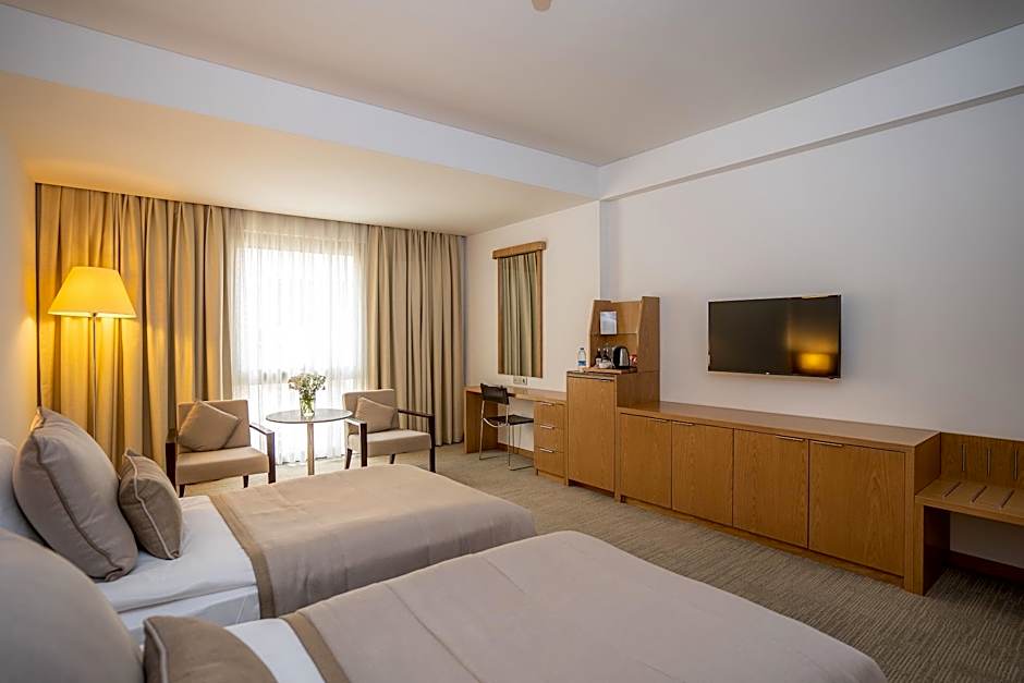 ONTUR OTEL İZMİR
