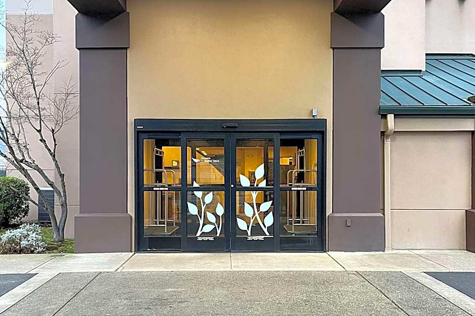 Sleep Inn & Suites Roseburg