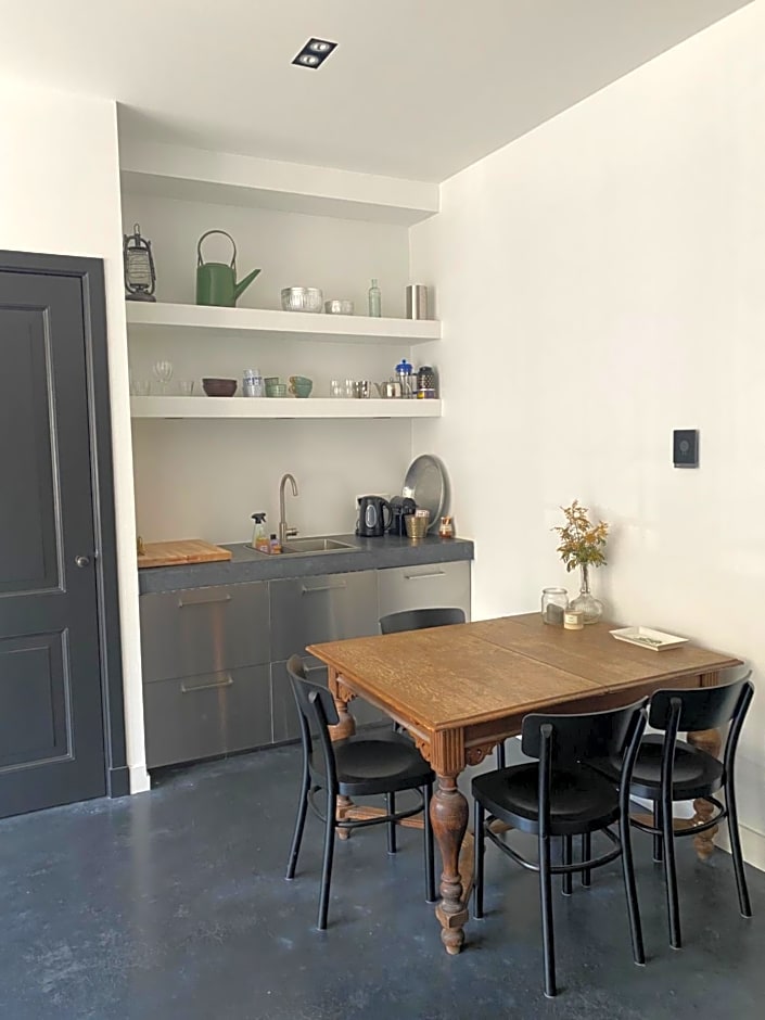 Amstel Boutique Studio