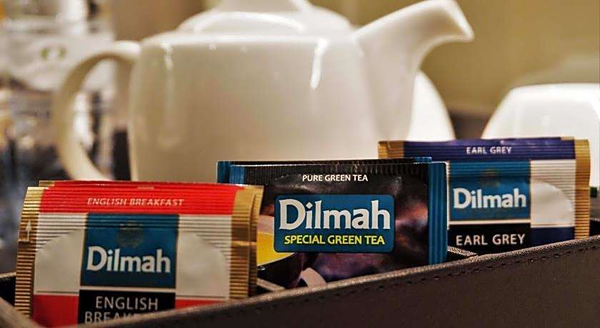 Oakwood Hotel & Residence Surabaya