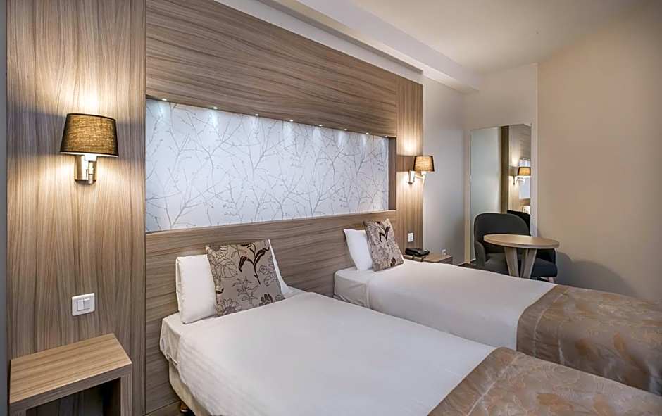 Charme Hôtel et Spa, Montbéliard Sud