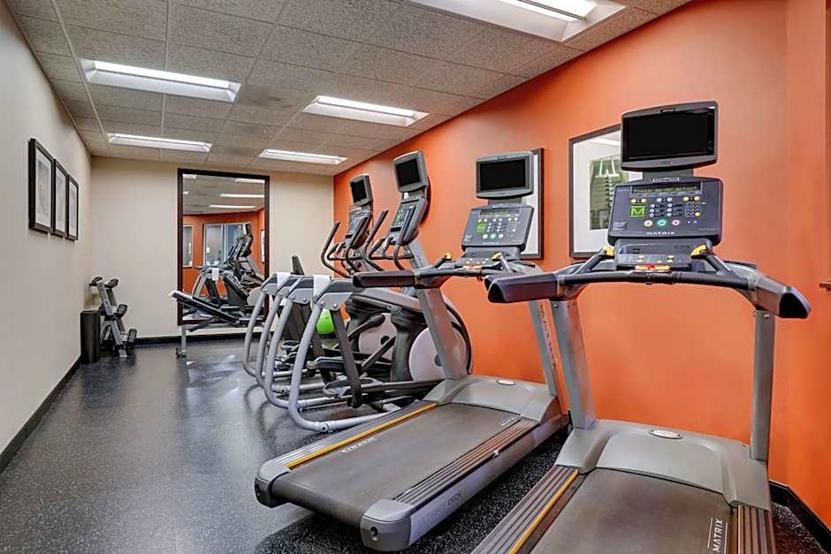 Drury Inn & Suites Charlotte Arrowood