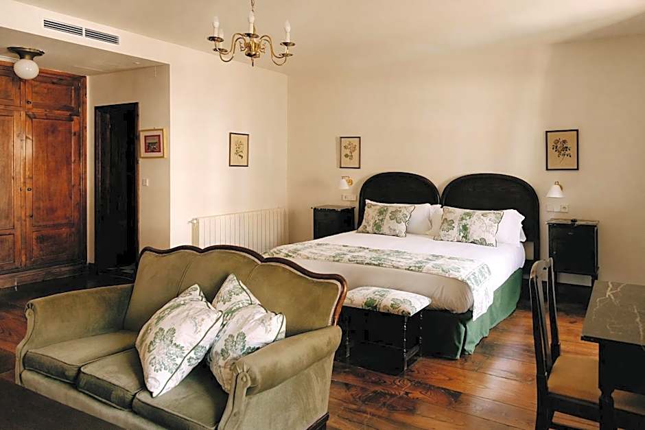 Hotel PAX Casona del Busto