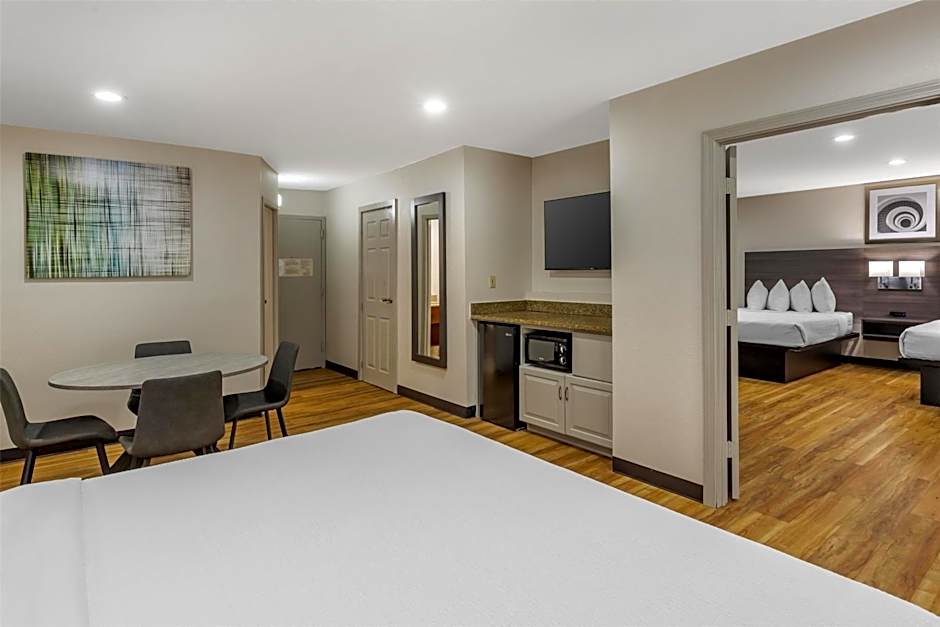 Best Western Mystic Hotel