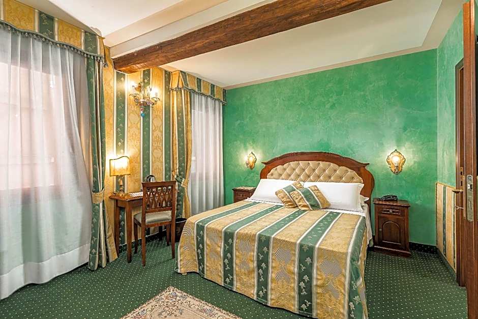 Hotel Marconi