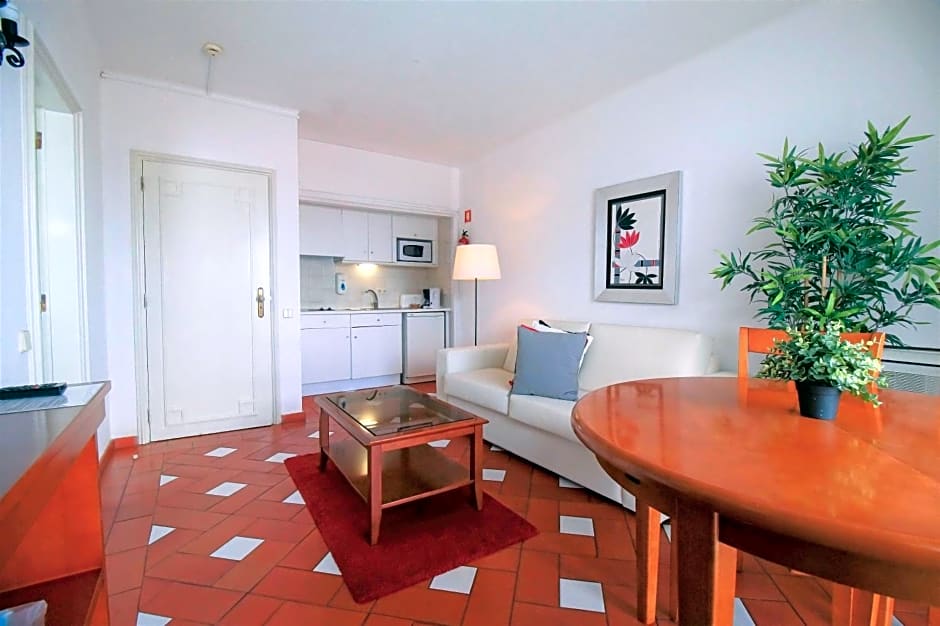 Baluarte da Vila Apartments