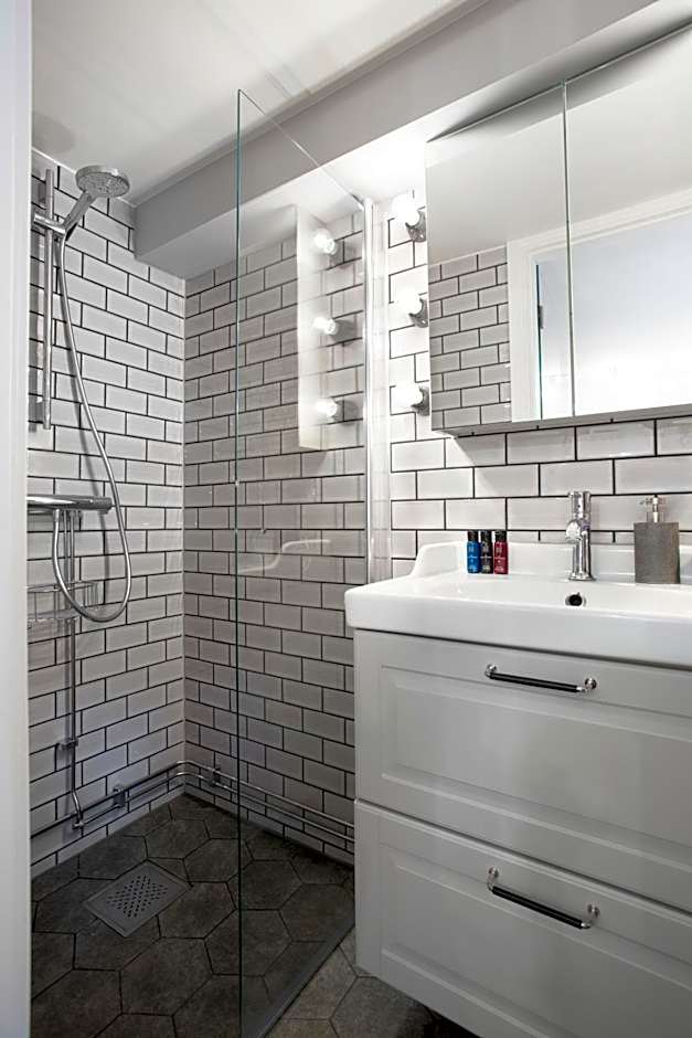 WOW, Föreningsgatan 9