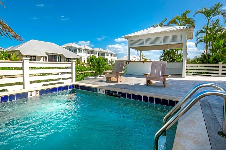 Photo 1 of 9 of Villa 4 Bedroom Multiple Beds