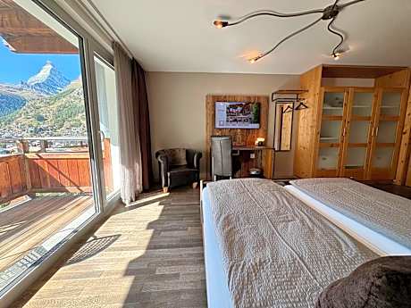 Boutique Double Room with Matterhorn View