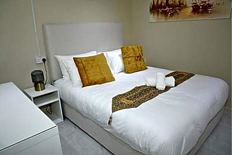 Lead Adventure Premium Desert camp Deluxe Room